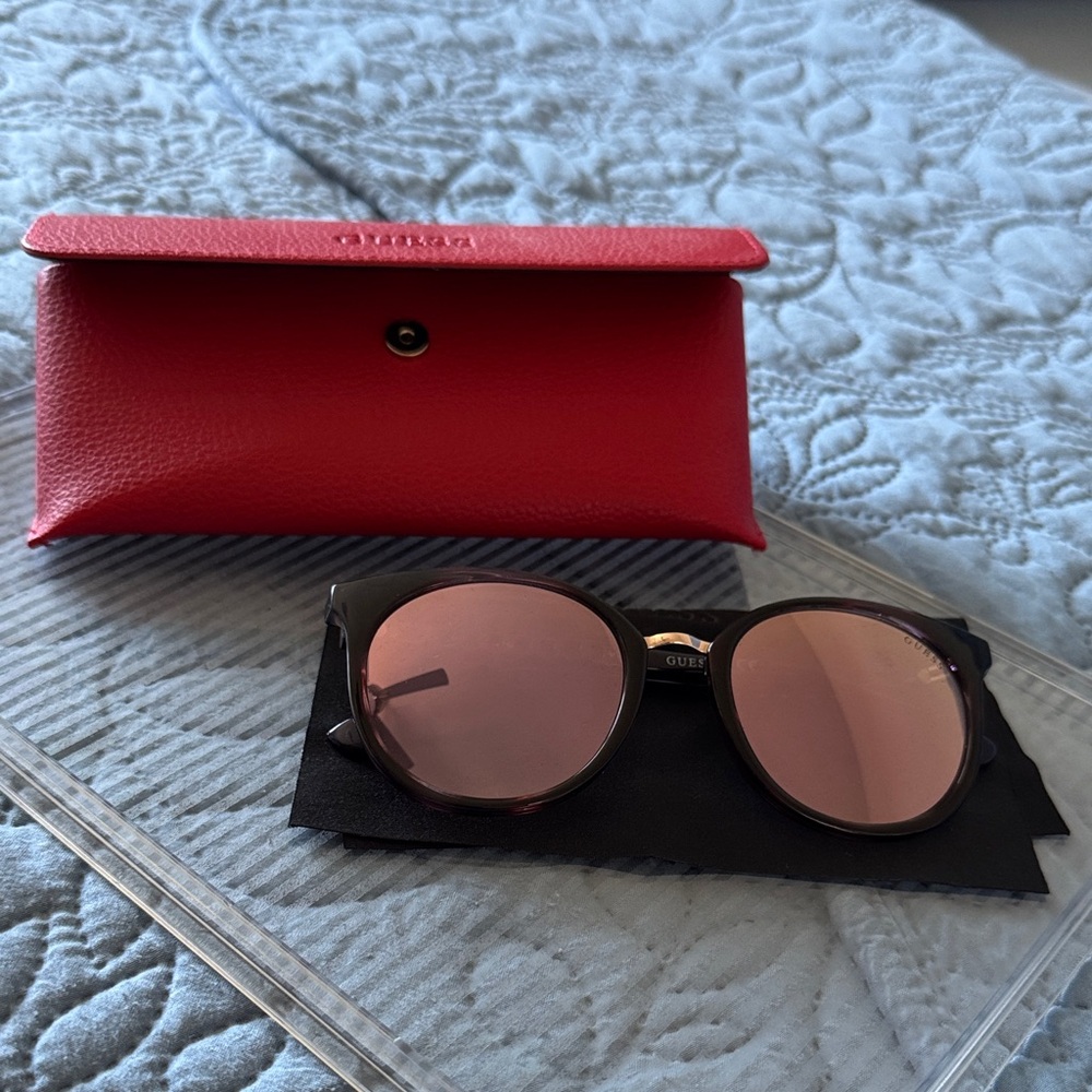 Guess Black Frame Sunglasses with Pink Lenses and red case